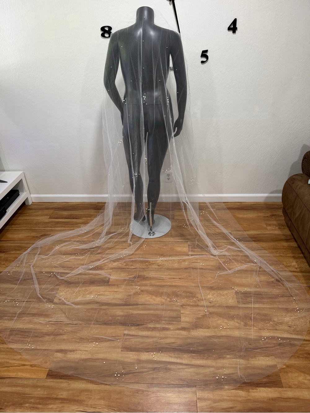 Giselle Bridal SP-457 Cathedral Pearl Wedding Veil NWT